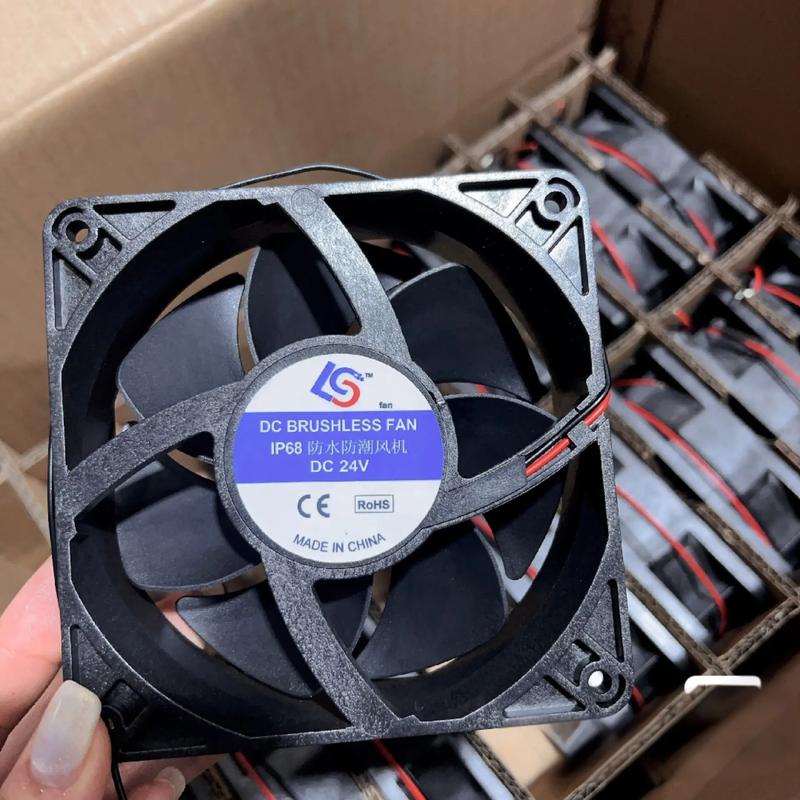 伟肯全系列变频器散热风扇,全新都有,120mm 有需要的可以